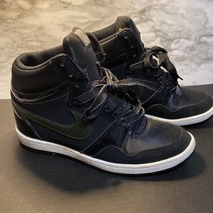 Nike force high top sneakers womens